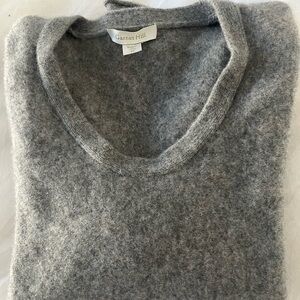 Garnet Hill cashmere Soft Gray Crew Neck Sweater
